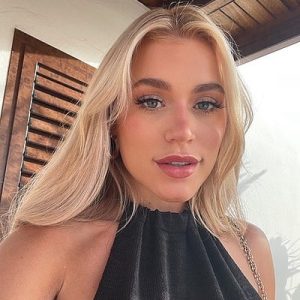 Elle Brooke: Shocking Facts You Didn’t Know About Her Success - Perfectley